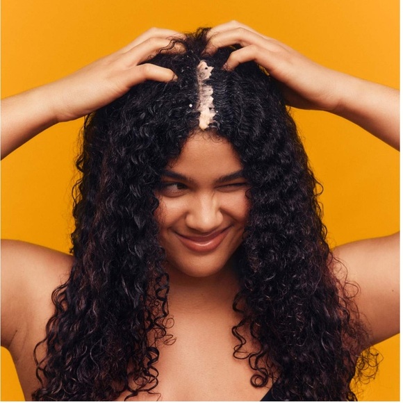 PATTERN by Tracee Ellis Ross
Revitalizing Scalp Scrub - Picture 2 of 4